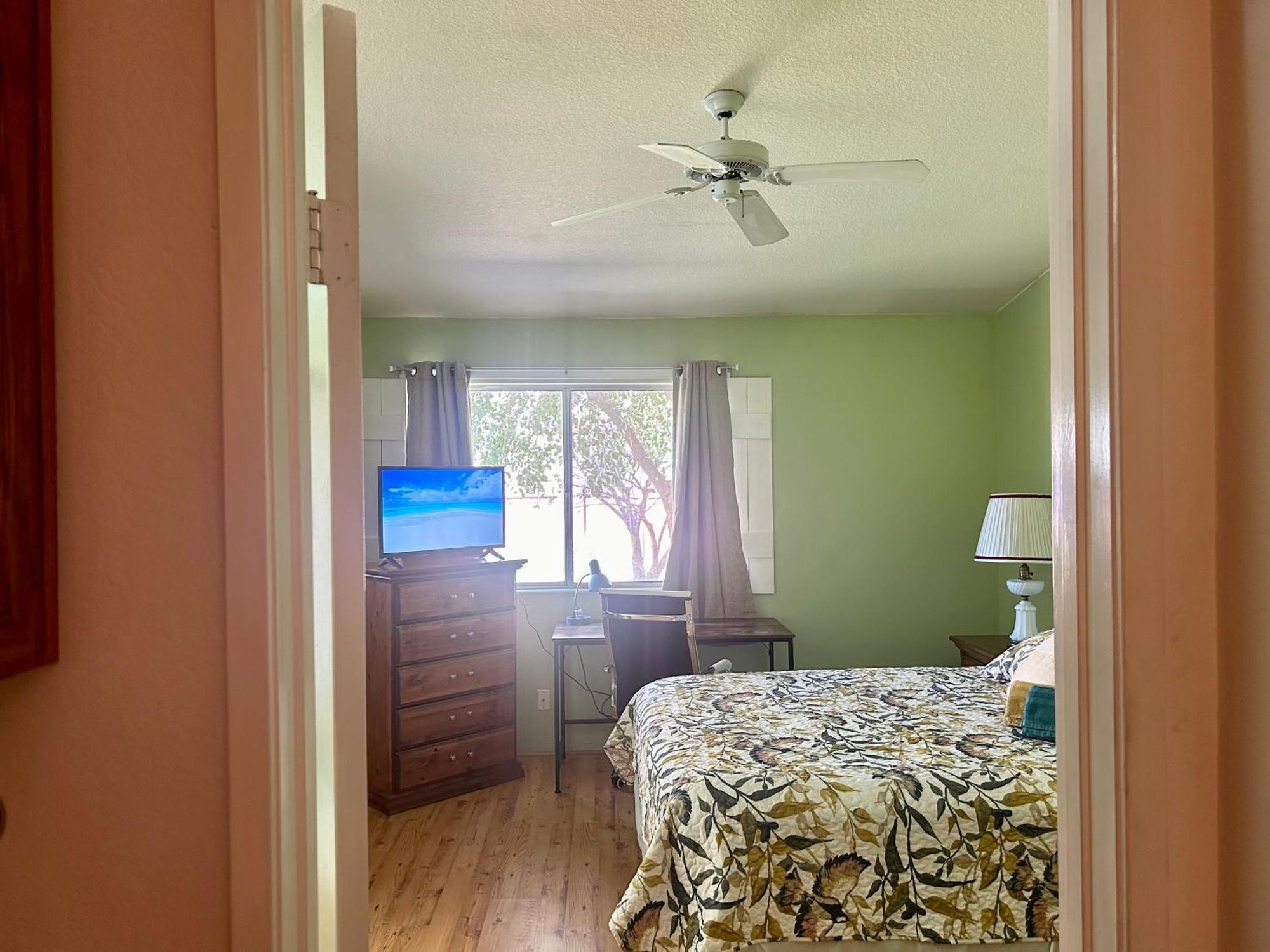Vineyard Vista Suite With Tv And Private Bathroom Hemet Exterior photo