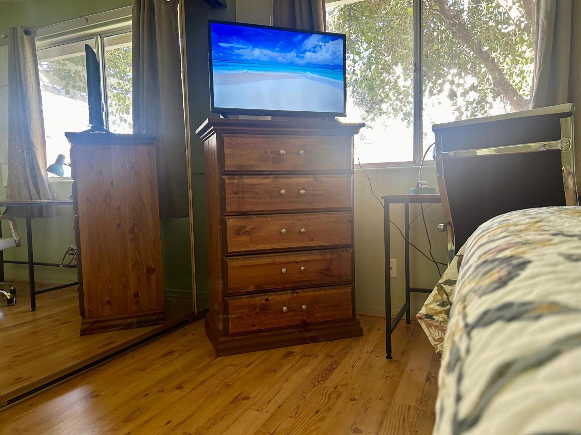 Vineyard Vista Suite With Tv And Private Bathroom Hemet Exterior photo